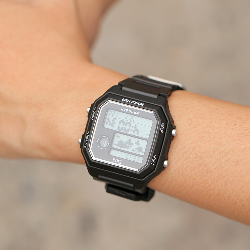 Đồng hồ Q&Q 41 mm Unisex M196J001Y