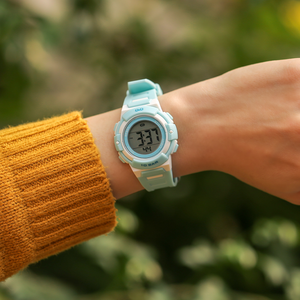 Đồng hồ Q&Q 36 mm Unisex M185J006Y