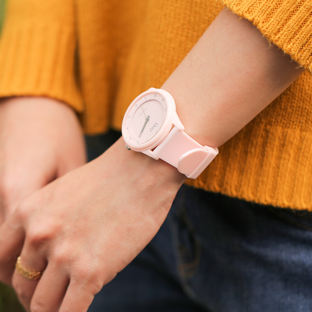 Đồng hồ Q&Q 38 mm Nữ VS60J010Y