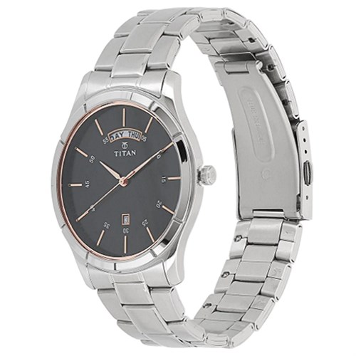 Đồng hồ TITAN 42 mm Nam 1767SM02 Màu Bạc