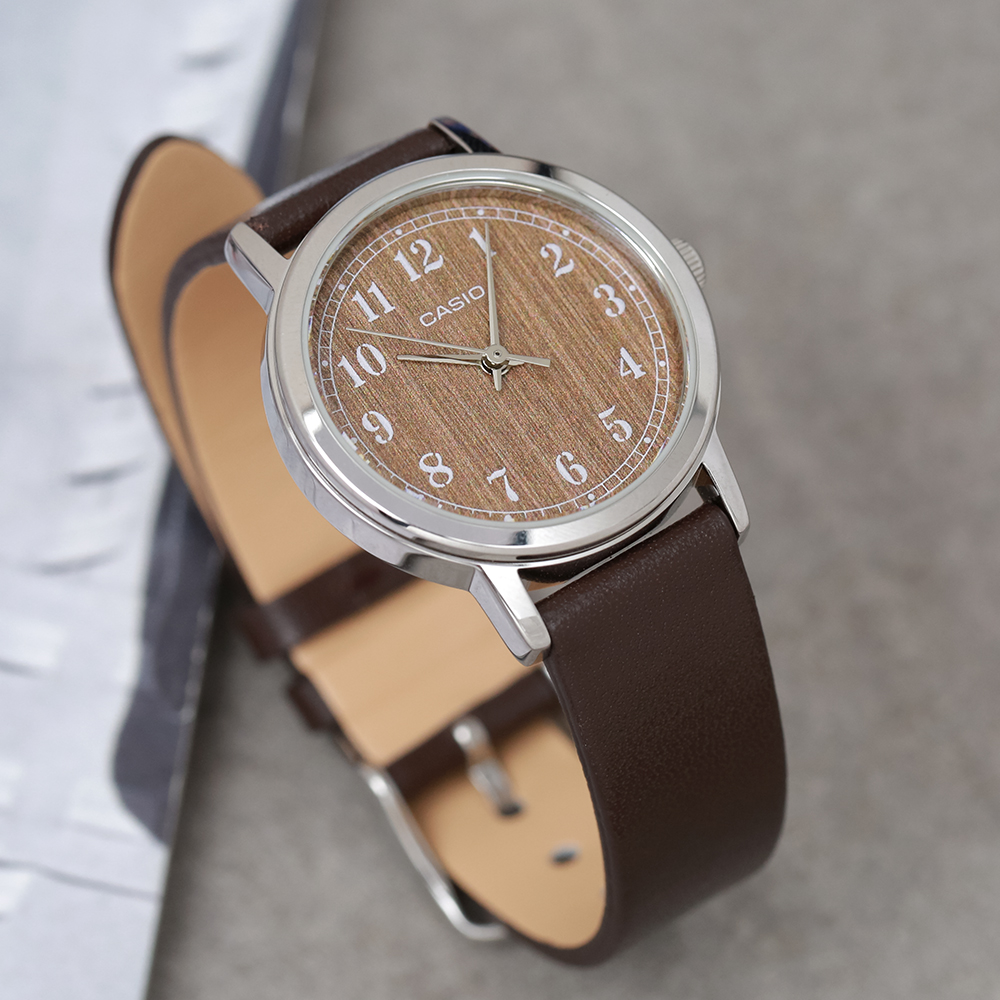 Đồng hồ CASIO 30 mm Nữ LTP-E145L-5B2DF