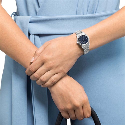 Đồng hồ CITIZEN 30 mm Nữ FE1220-89L Màu Bạc