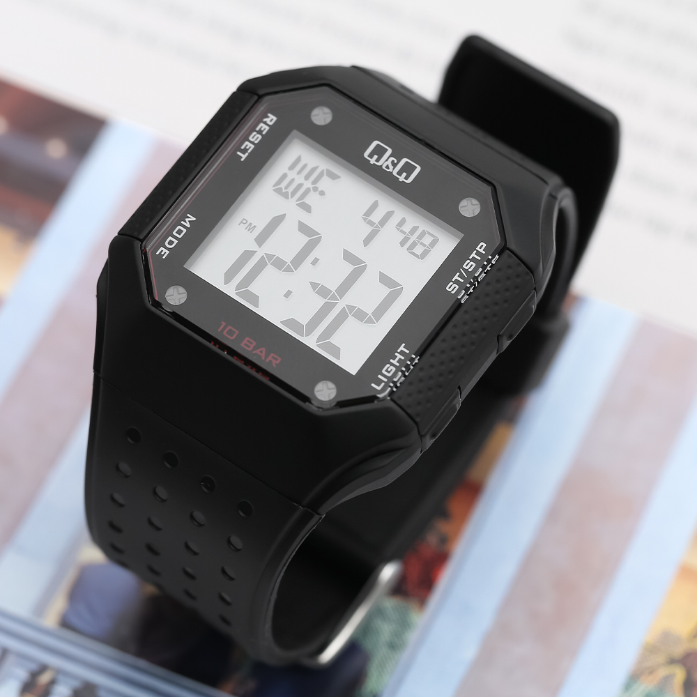 Đồng hồ Q&Q 42 mm Nam M158J002Y