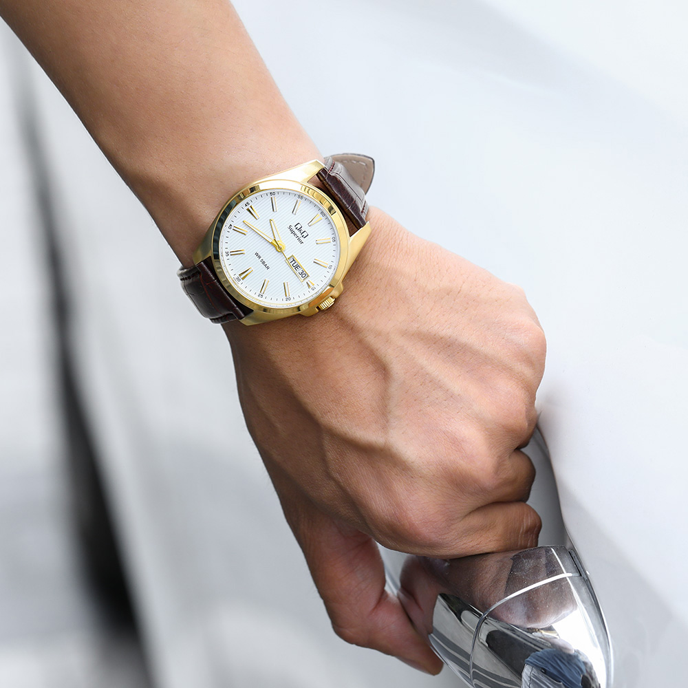 Đồng hồ Q&Q 40 mm Nam S284J101Y