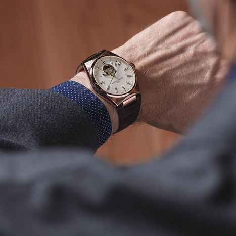 Đồng hồ FREDERIQUE CONSTANT Highlife 41 mm Nam FC-310V4NH4 Màu Nâu