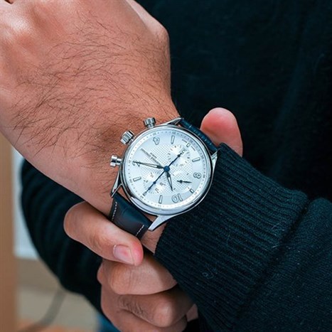 Đồng hồ FREDERIQUE CONSTANT Runabout 42 mm Nam FC-392RMS5B6 Màu Xanh Navy