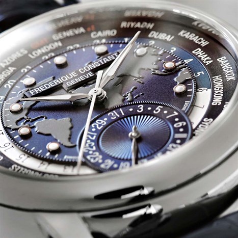 Đồng hồ FREDERIQUE CONSTANT Manufacture 42 mm Nam FC-718NWM4H6 Màu Đen