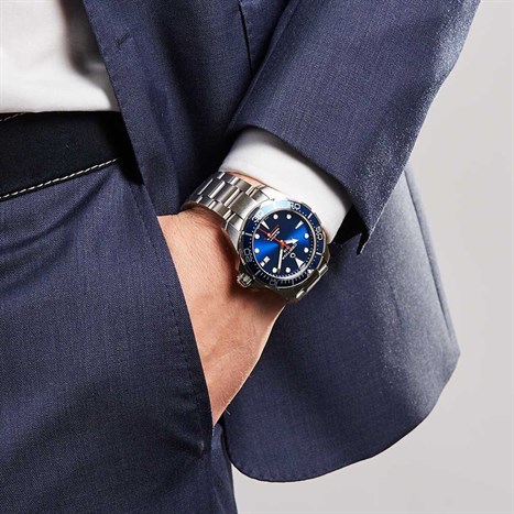 Đồng hồ CERTINA Aqua 43 mm Nam C032.407.11.041.00 Màu Bạc