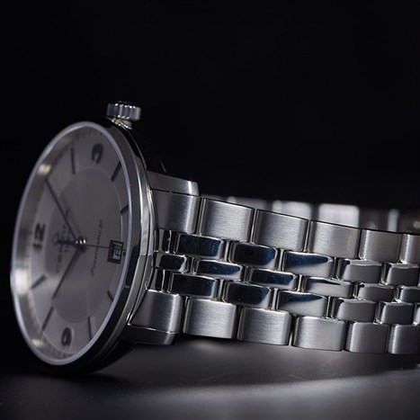 Đồng hồ CERTINA Urban 39 mm Nam C035.407.11.037.00 Màu Bạc