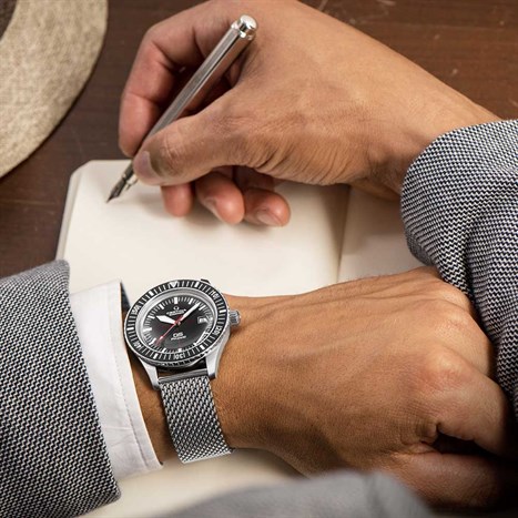 Đồng hồ CERTINA Heritage 43 mm Nam C036.407.11.050.00 Màu Bạc