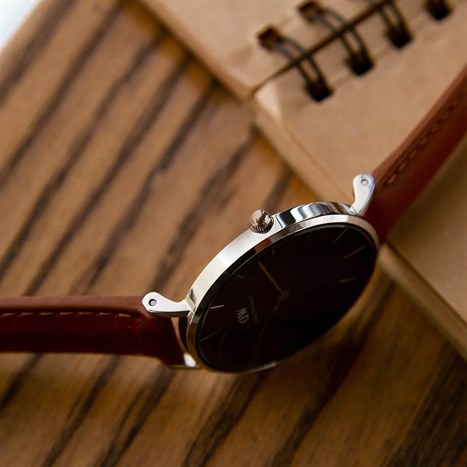 Đồng hồ DANIEL WELLINGTON 32 mm Nữ DW00100178 Màu Nâu