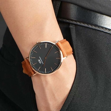 Đồng hồ DANIEL WELLINGTON 40 mm Nam DW00100126 Màu Nâu