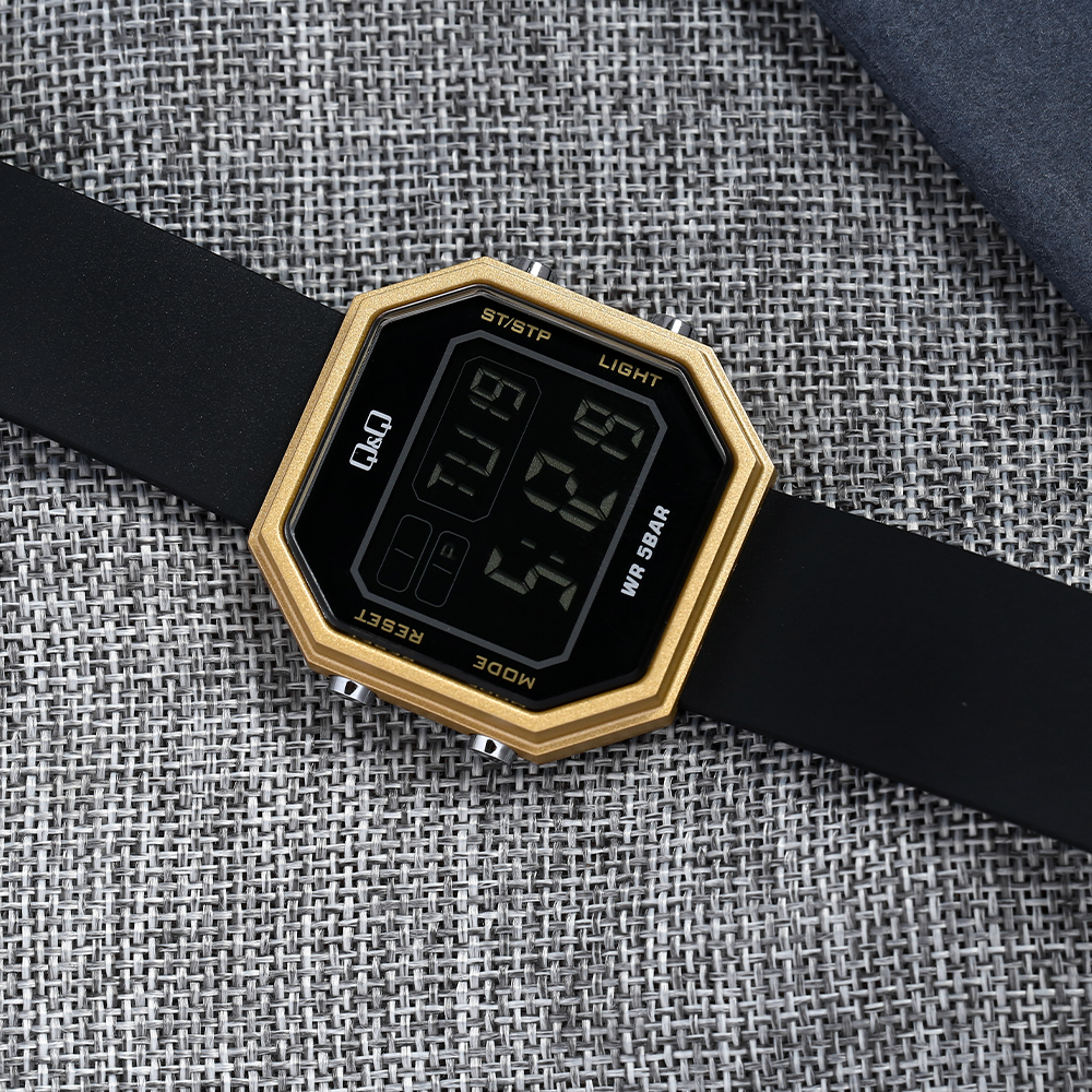 Đồng hồ Q&Q 47 mm Nam M206J004Y