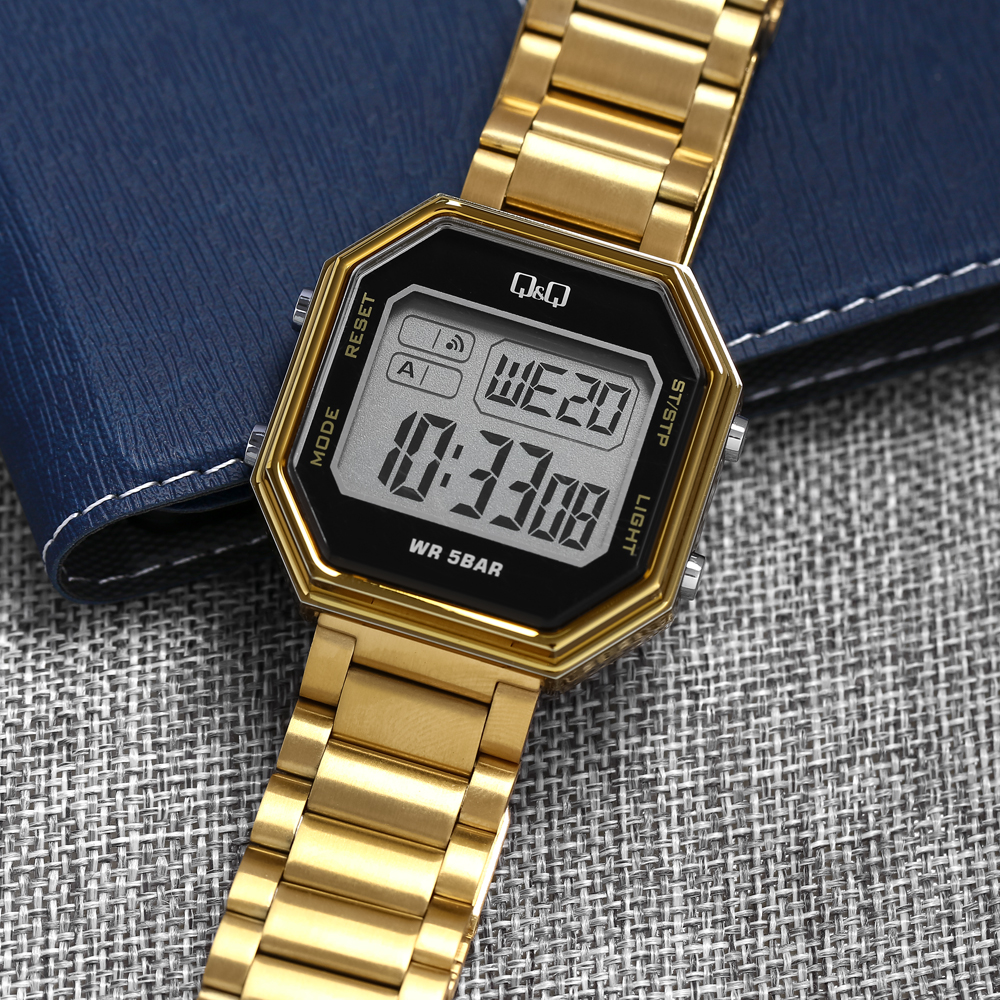 Đồng hồ Q&Q 42 mm Nam M206J007Y