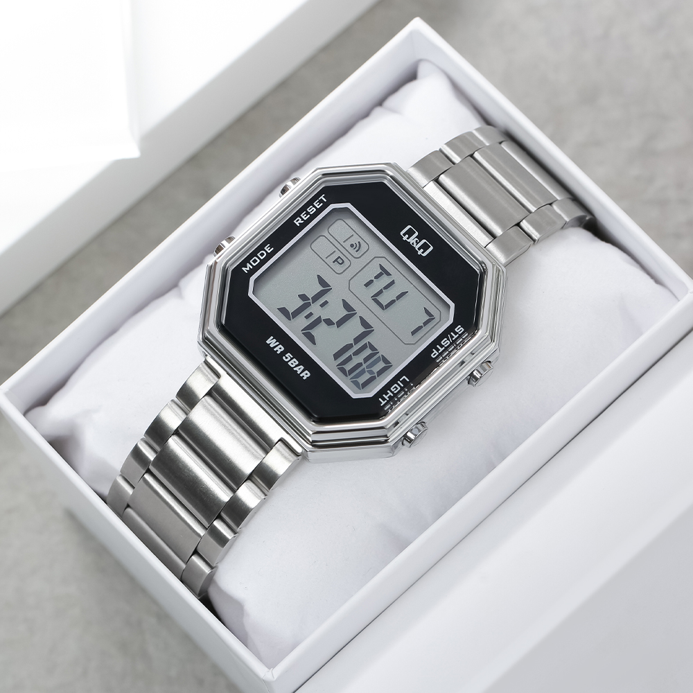 Đồng hồ Q&Q 42 mm Nam M206J006Y