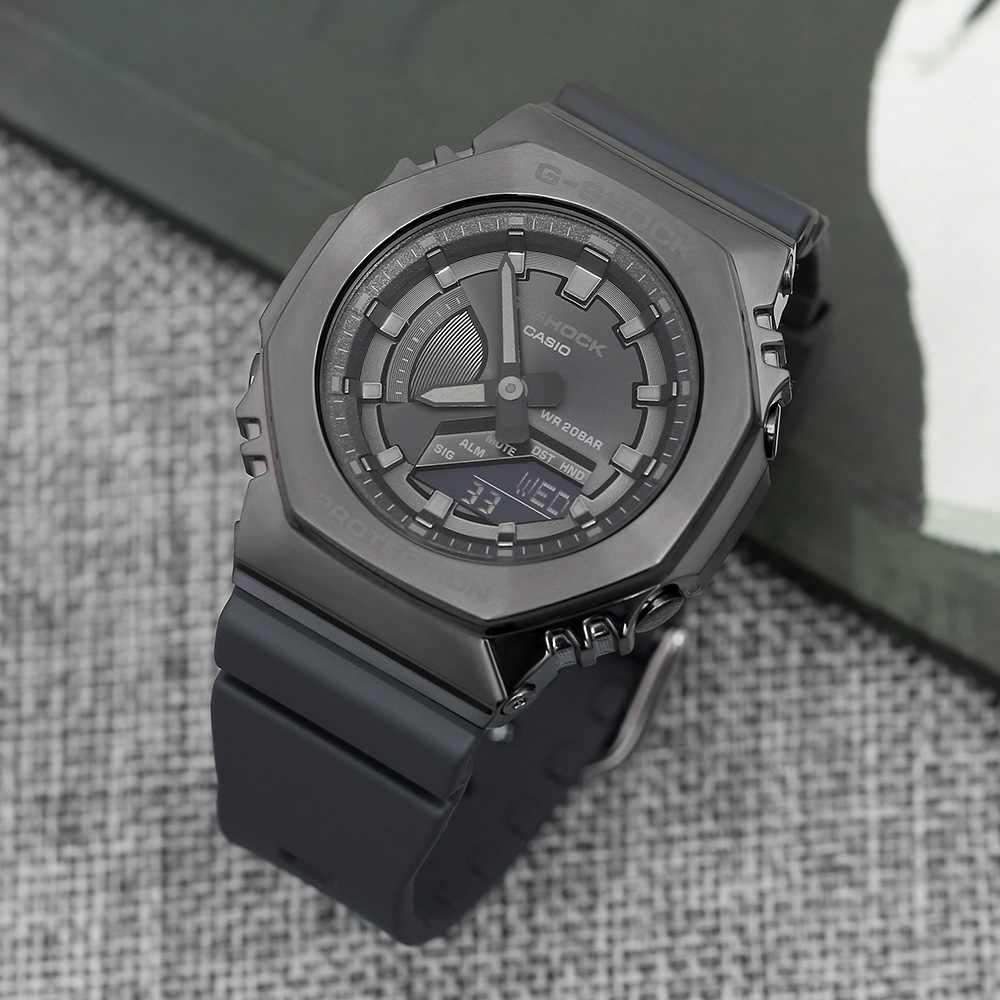 Đồng hồ G-SHOCK 2100 40.4 mm Nữ GM-S2100B-8ADR