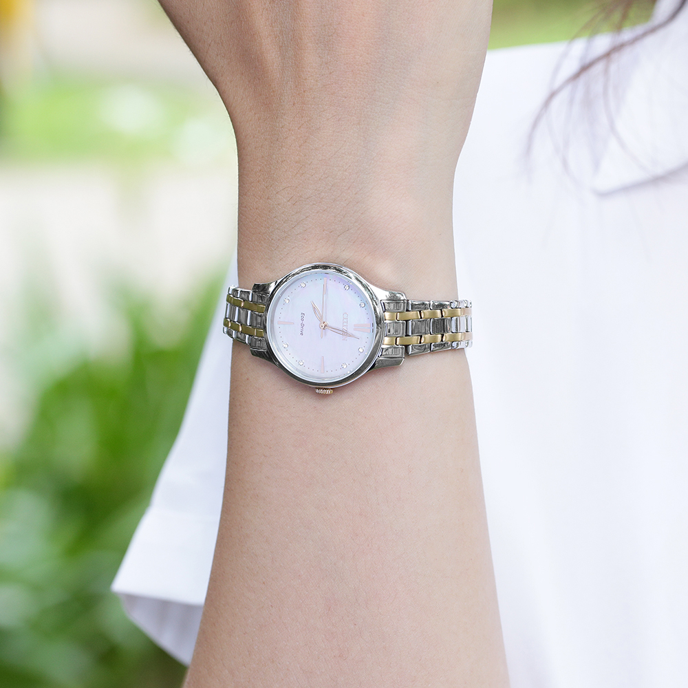 Đồng hồ CITIZEN 30.5 mm Nữ EM0896-89Y