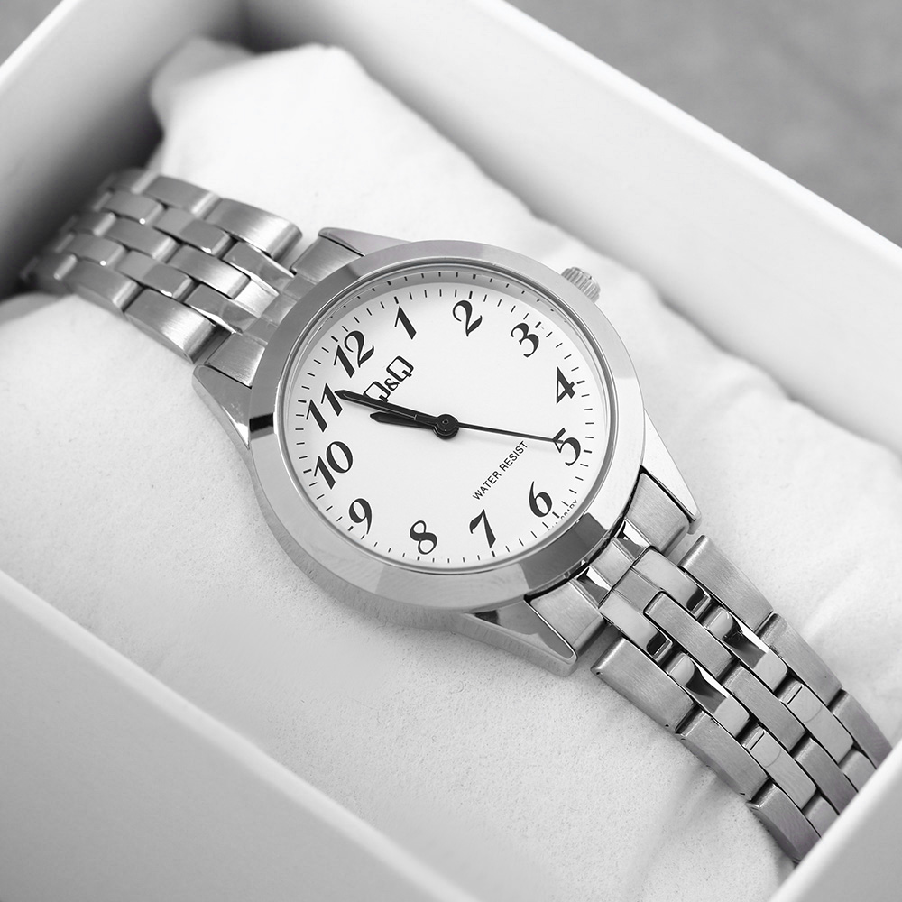 Đồng hồ Q&Q 30 mm Nữ C01A-001PY