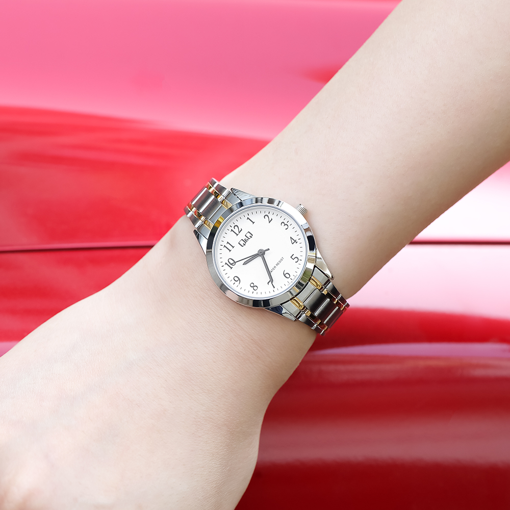 Đồng hồ Q&Q 30 mm Nữ C01A-005PY