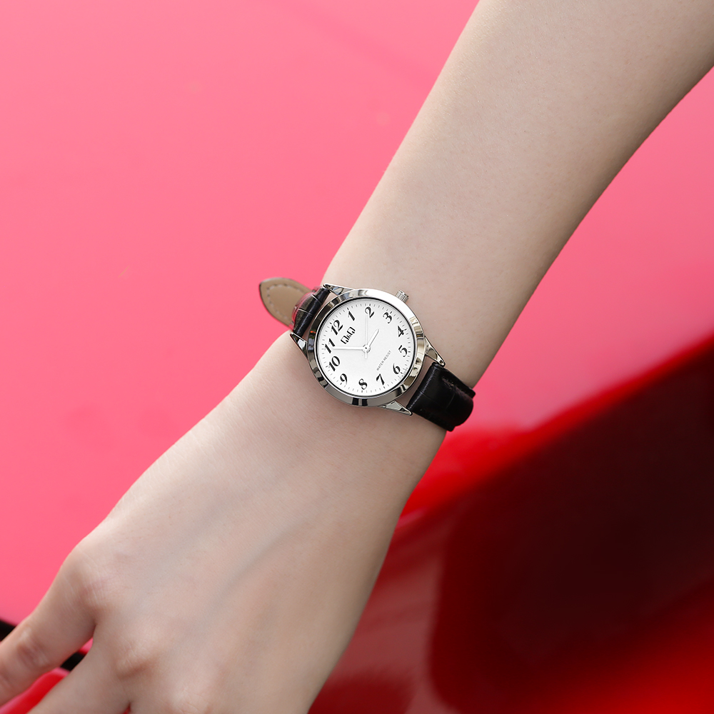 Đồng hồ Q&Q 30 mm Nữ C01A-007PY