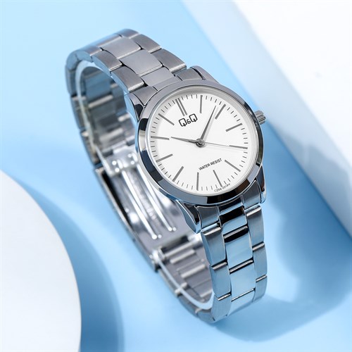 Đồng hồ Q&Q 30 mm Nữ C09A-001PY Màu Bạc