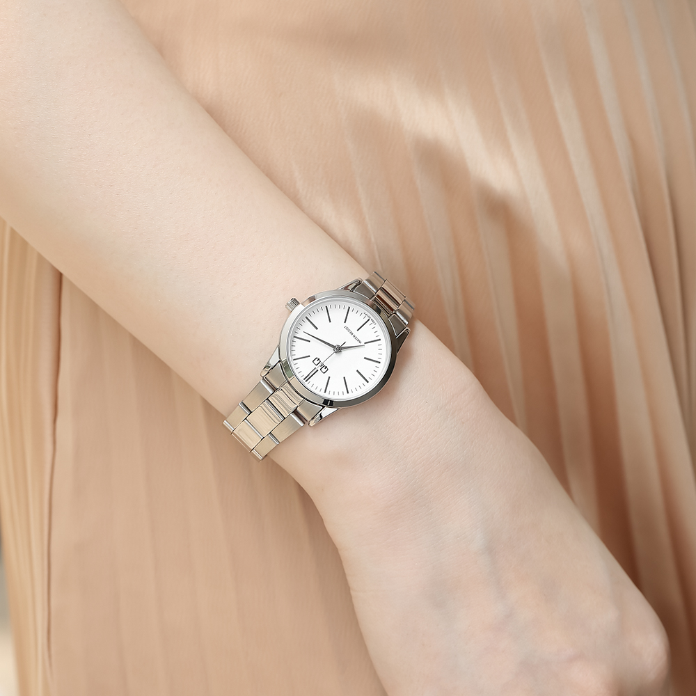 Đồng hồ Q&Q 30 mm Nữ C09A-001PY