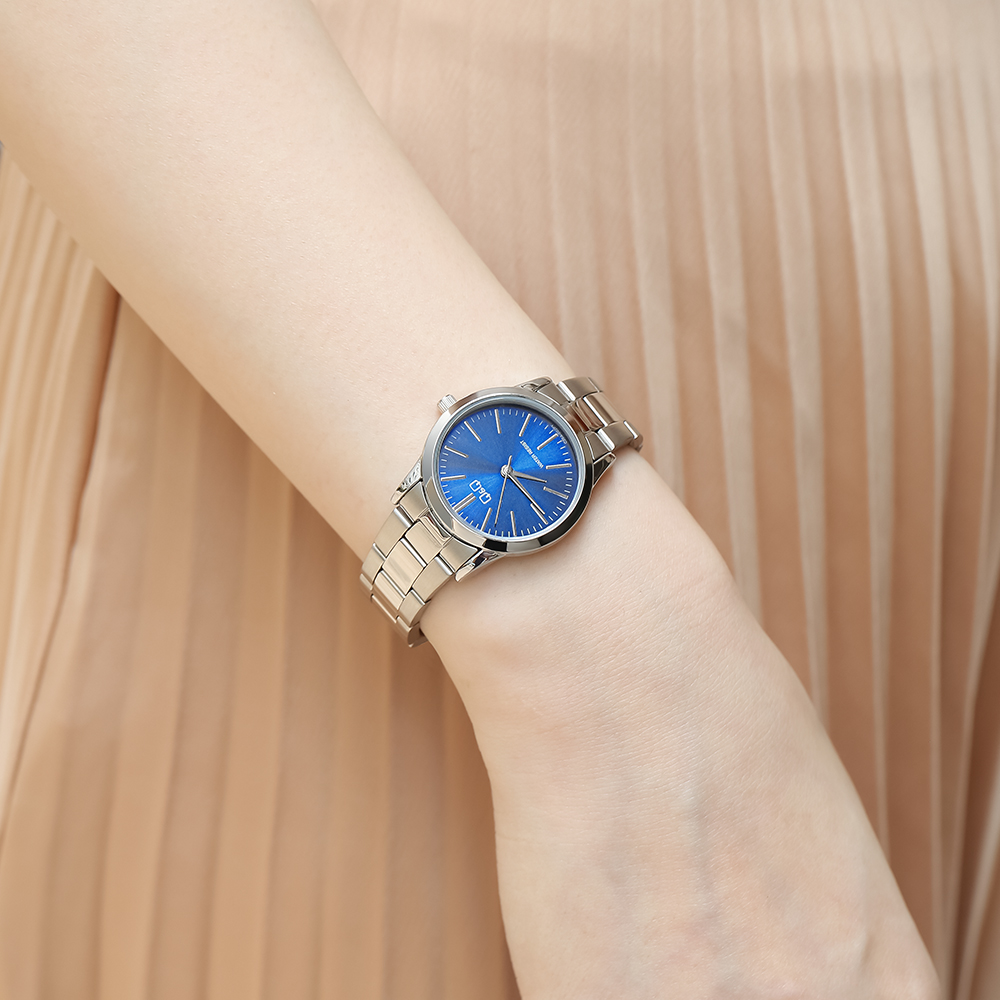 Đồng hồ Q&Q 30 mm Nữ C09A-002PY