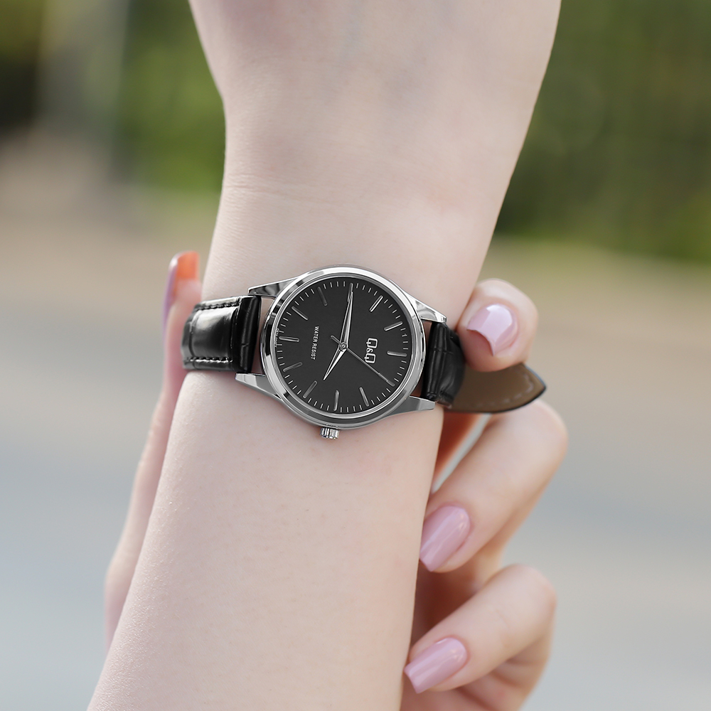 Đồng hồ Q&Q 30 mm Nữ Q57A-004PY