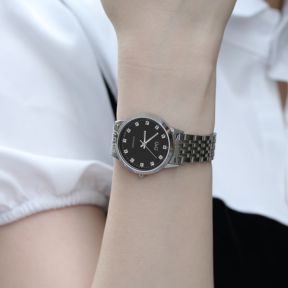 Đồng hồ Q&Q 32 mm Nữ QZ81J202Y
