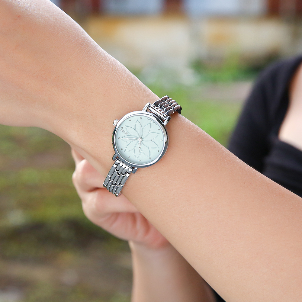 Đồng hồ EYKI 28.5 mm Nữ EYS007-01