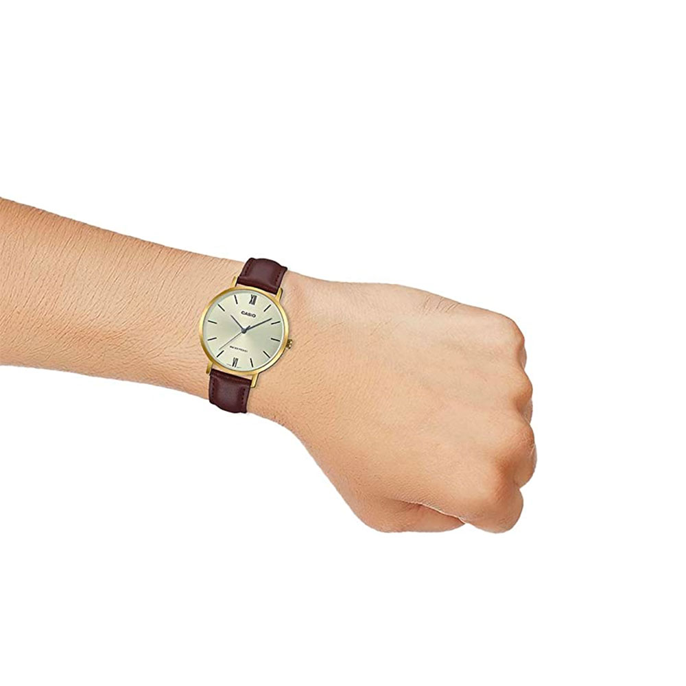 Đồng hồ Casio Timeless 34 mm Nữ LTP-VT01GL-9BUDF Màu Nâu