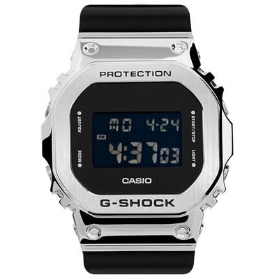 Đồng hồ G-SHOCK 43.2 mm Nam GM-5600-1DR giá rẻ, chính hãng