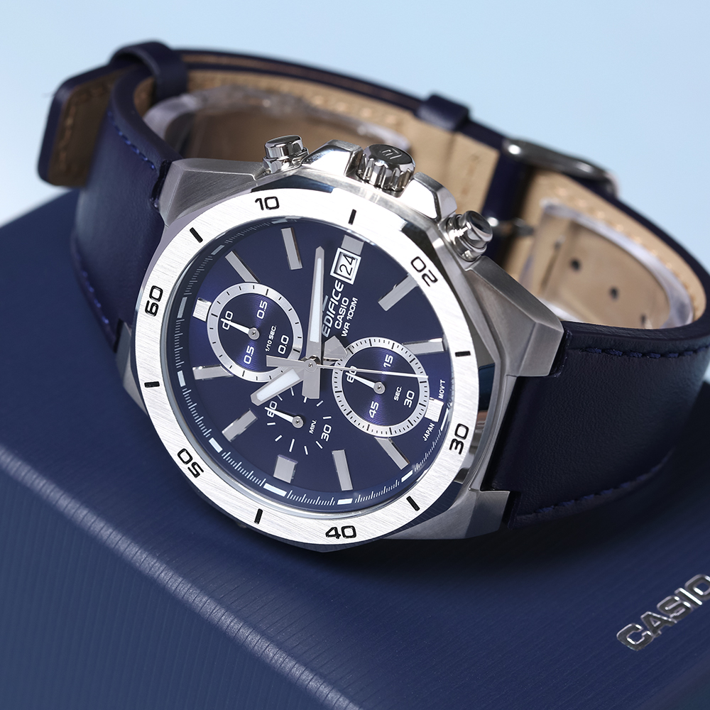 Đồng hồ EDIFICE CASIO 44.3 mm Nam EFV-640L-2AVUDF