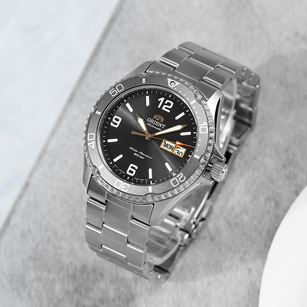 Đồng hồ Orient 41.8 mm Nam RA-AA0819N19B-11