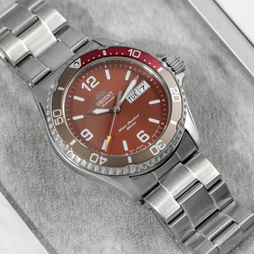 Đồng hồ Orient Mako 41.8 mm Nam RA-AA0820R19B