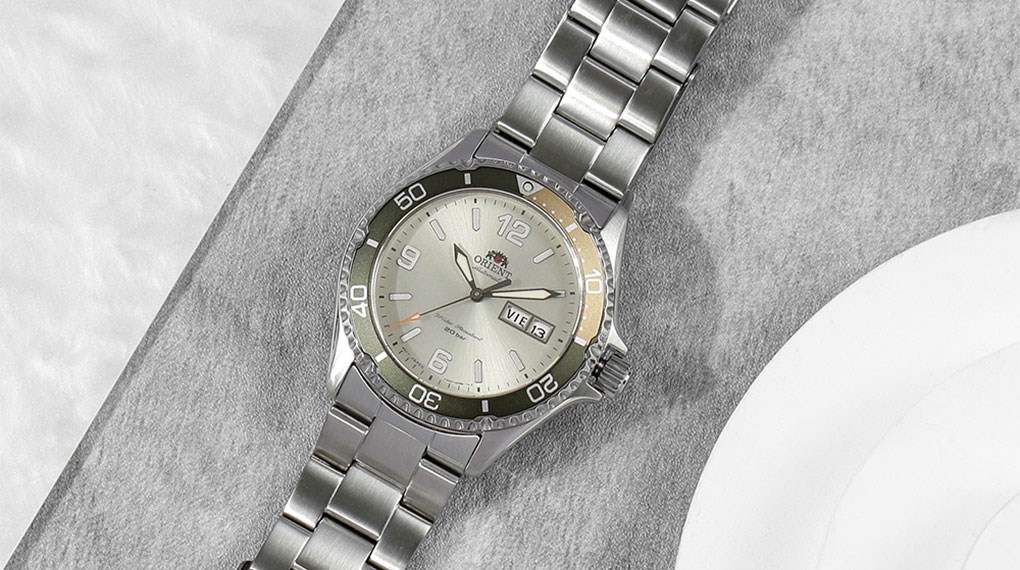 Đồng hồ Orient Mako 41.8 mm Nam RA-AA0821S19B
