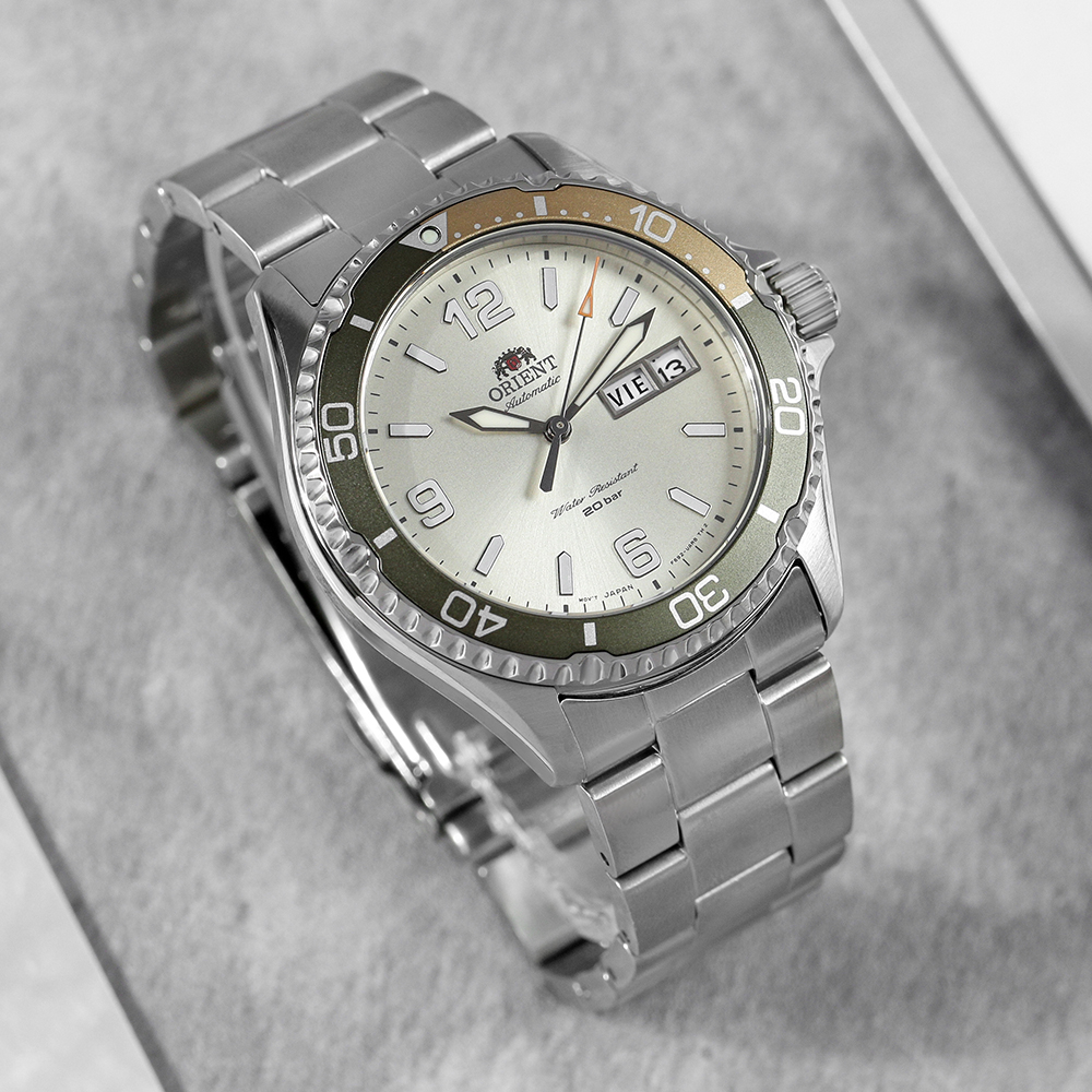 Đồng hồ Orient Mako 41.8 mm Nam RA-AA0821S19B