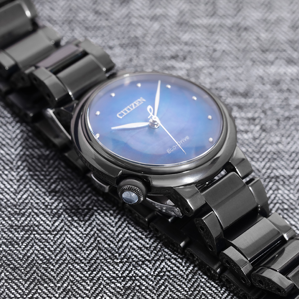 Đồng hồ Citizen Mother Earth 30 mm Nữ EM0915-86N