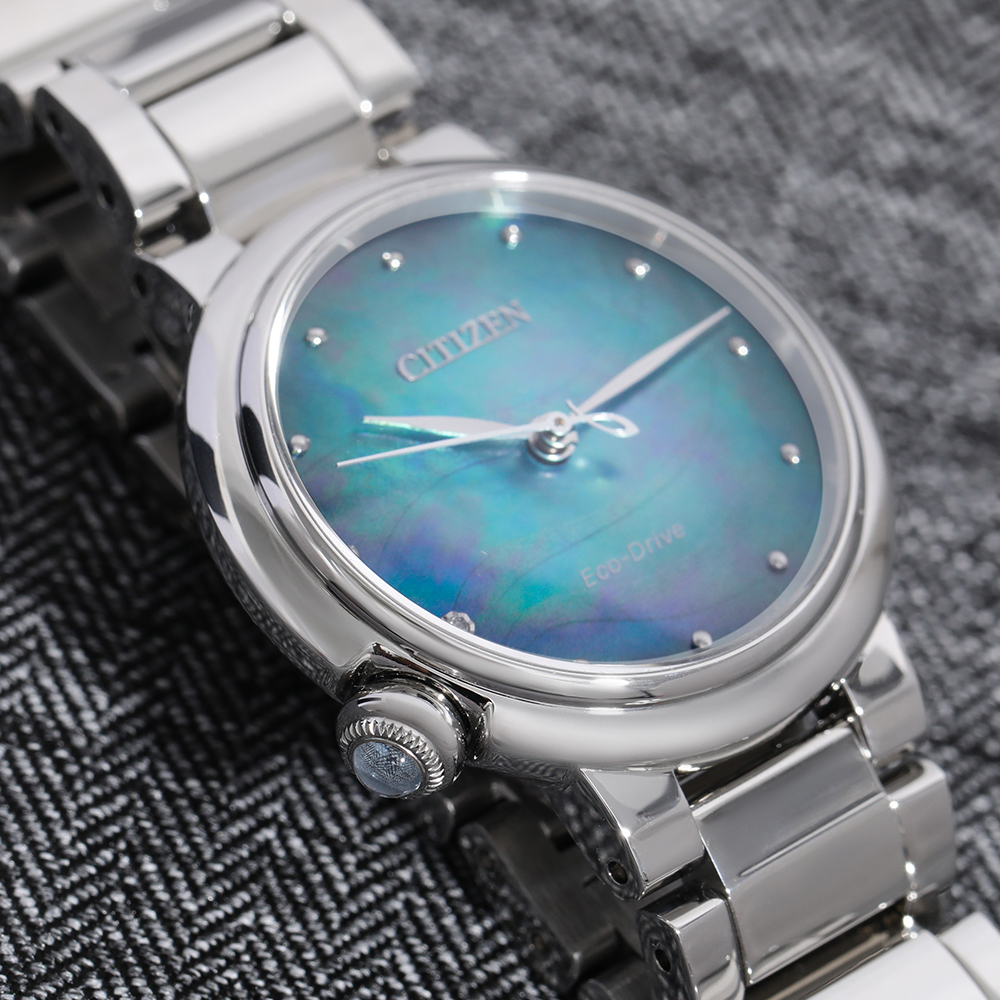 Đồng hồ Citizen Mother Earth 30 mm Nữ EM0910-80N