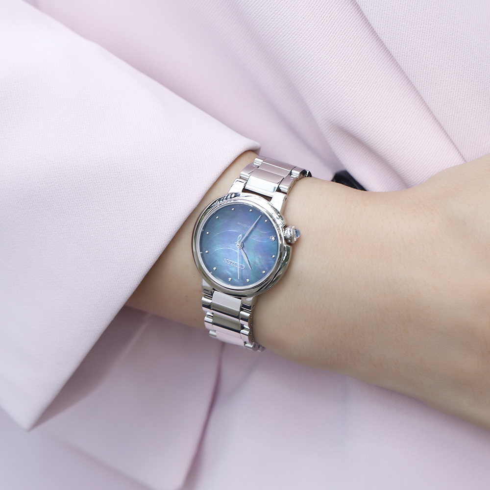 Đồng hồ Citizen Mother Earth 30 mm Nữ EM0910-80N