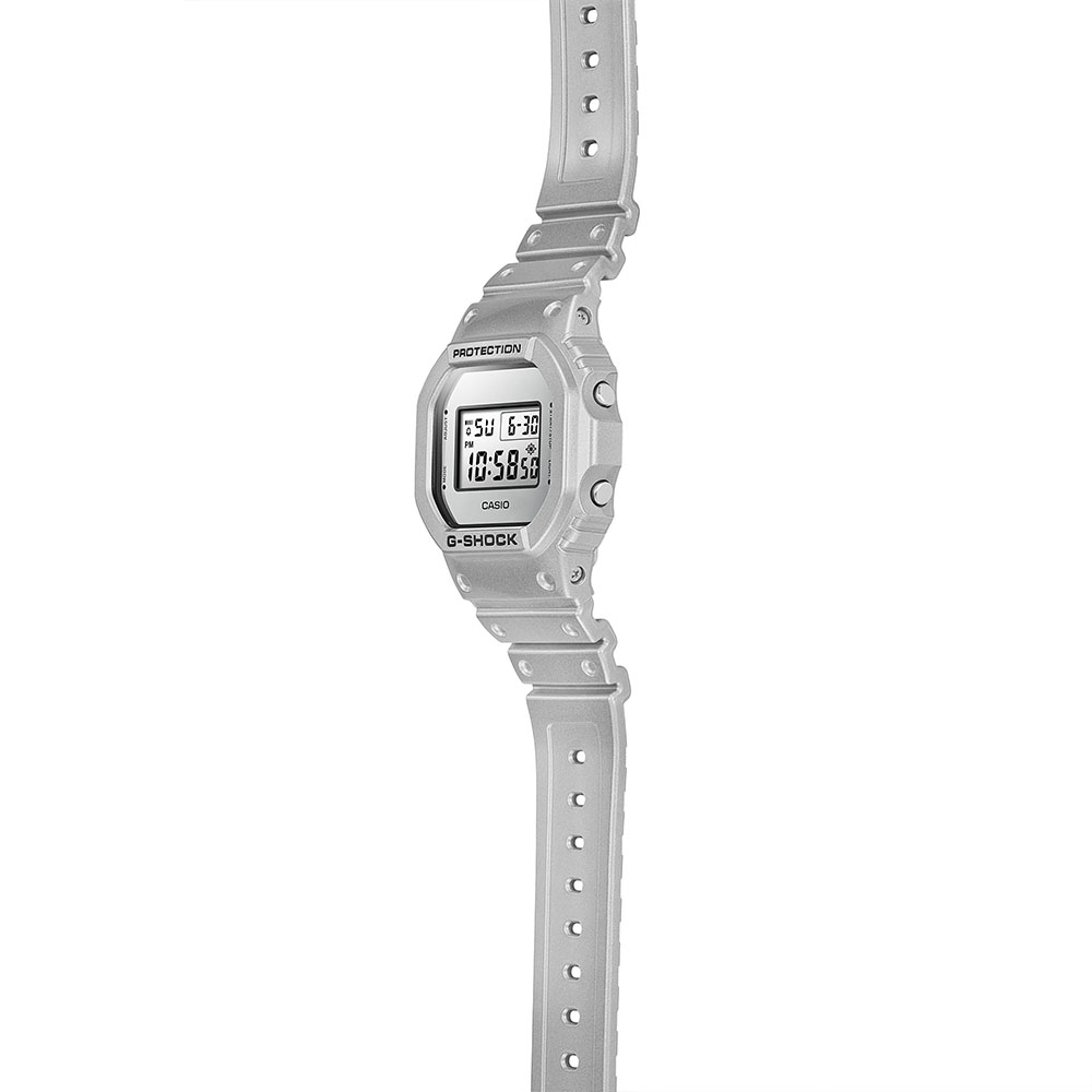 Đồng hồ G-Shock 5600 42.8 mm Nam DW-5600FF-8DR - 5