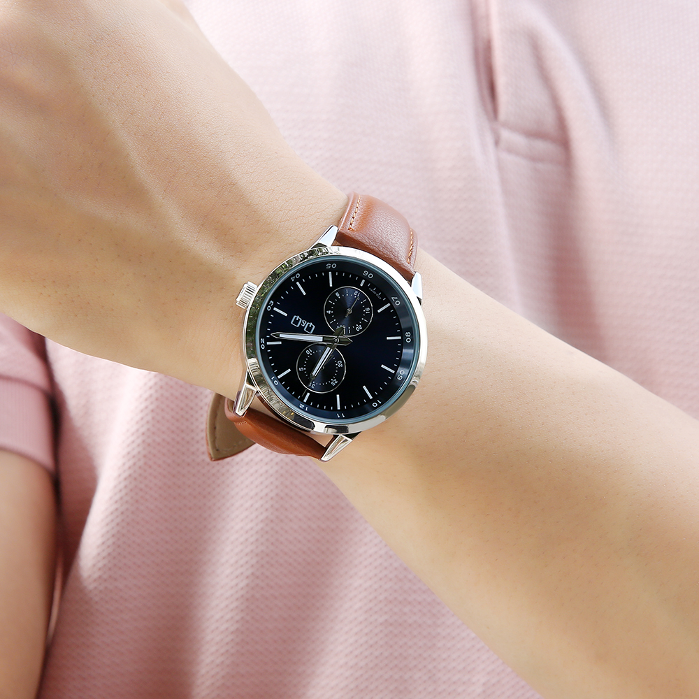 Đồng hồ Q&Q 42 mm Nam A11A-001PY