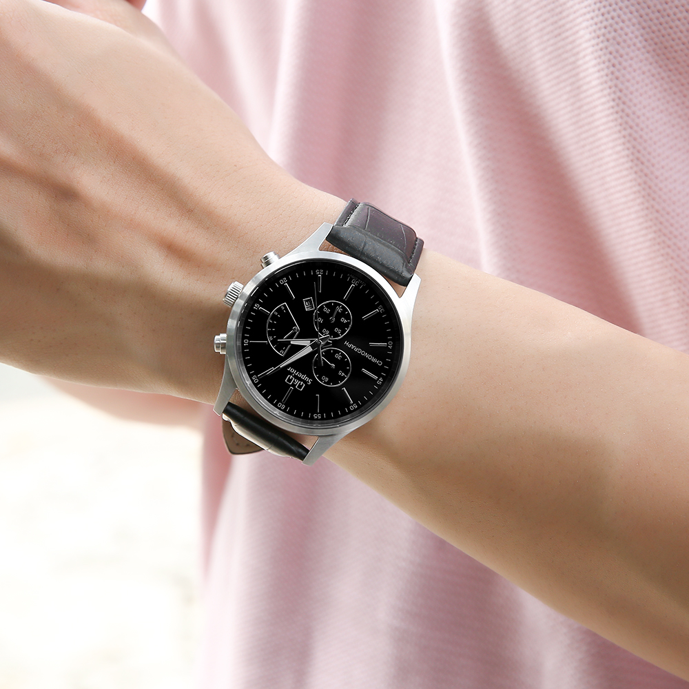 Đồng hồ Q&Q 42.5 mm Nam C24A-009VY