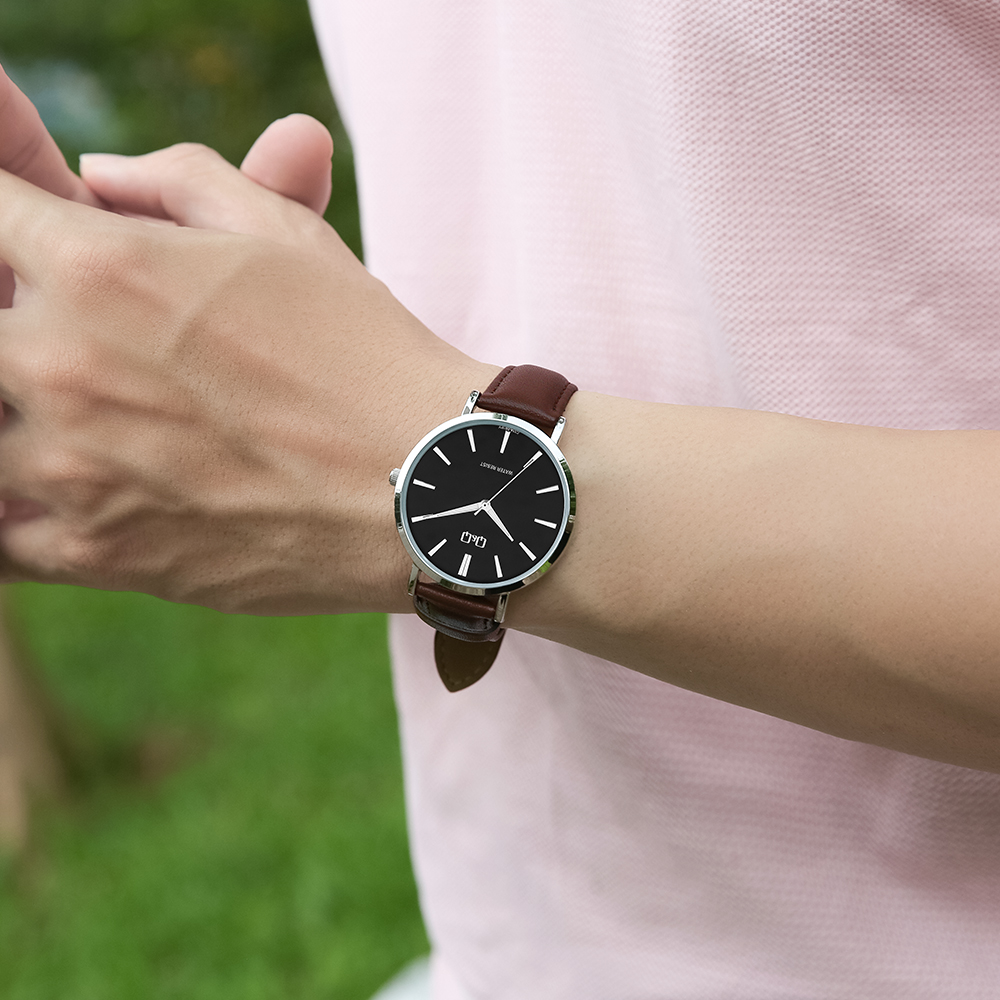 Đồng hồ Q&Q 40 mm Nam C33A-001PY