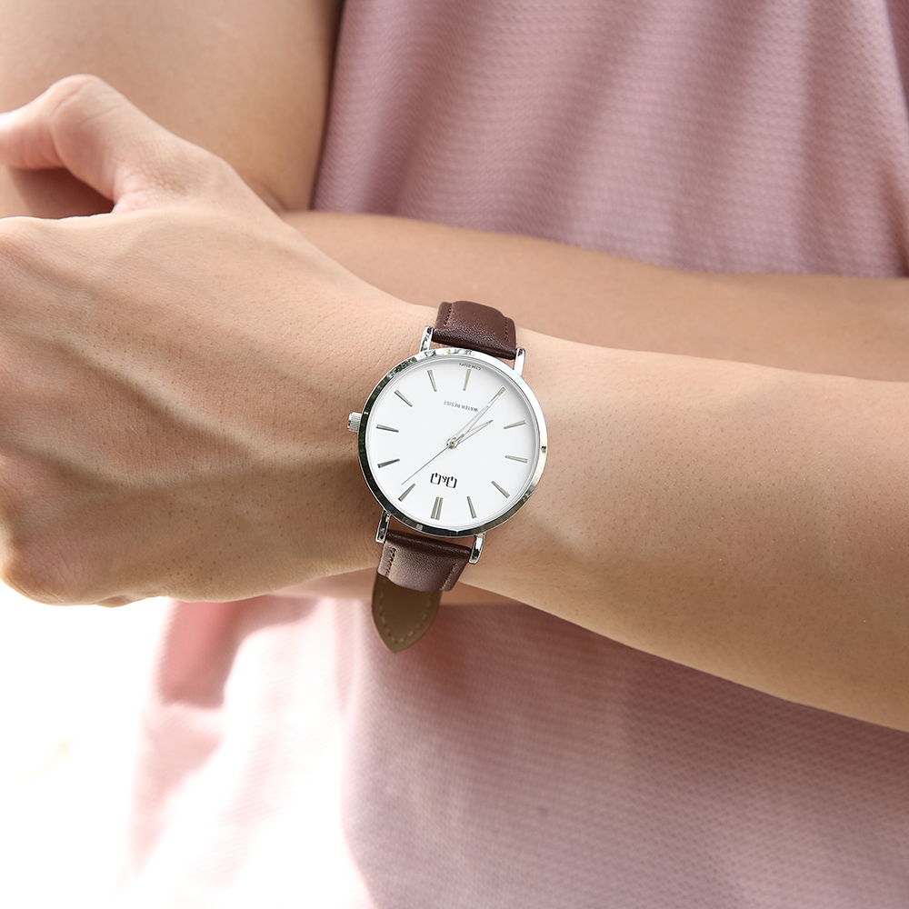 Đồng hồ Q&Q 40 mm Nam C33A-002PY