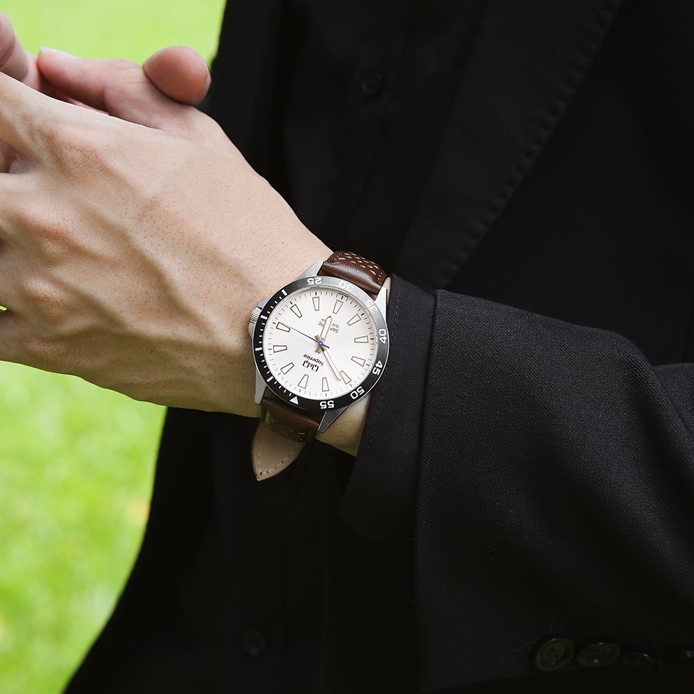 Đồng hồ Q&Q 43 mm Nam S08A-007PY