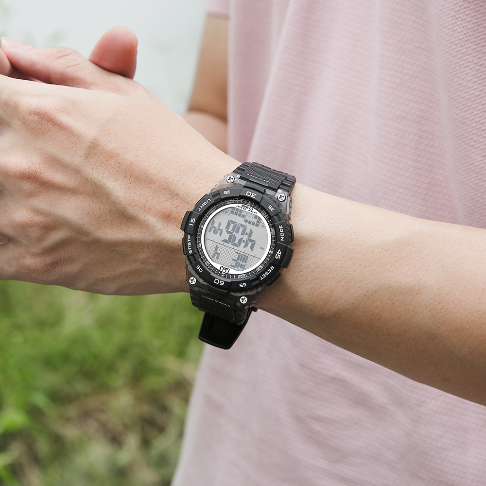 Đồng hồ Q&Q 48.5 mm Nam G21A-002VY