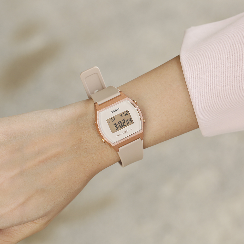 Đồng hồ Casio 35 mm Nữ LW-204-4ADF