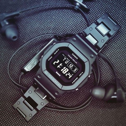 Đồng hồ G-Shock 5600 42.8 mm Nam GW-B5600BC-1BDR Màu Đen