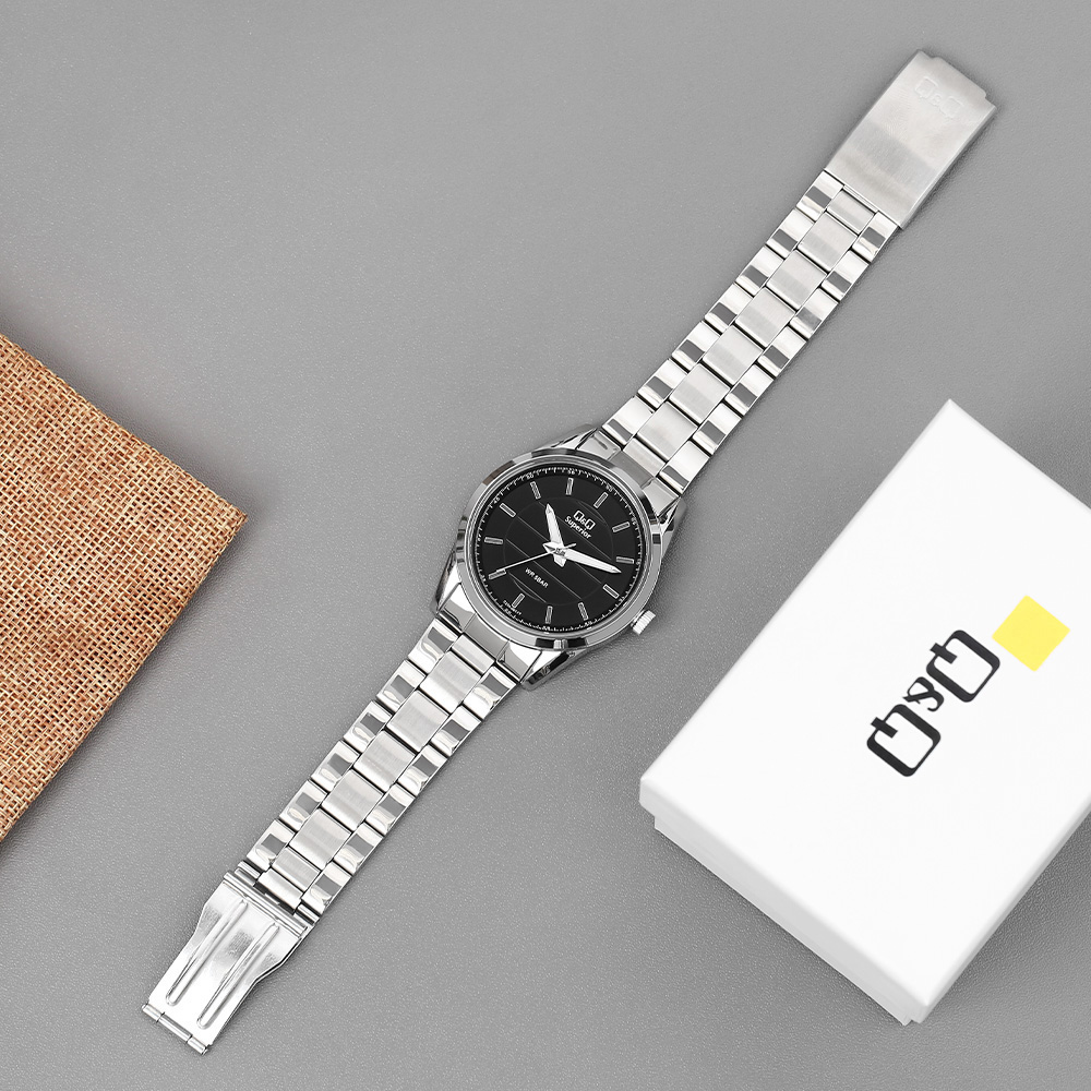 Đồng hồ Q&Q 44 mm Nam C20A-001VY